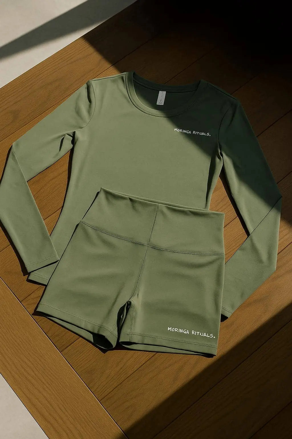 Ensemble de sport vert - Femme MORINGA RITUALS.